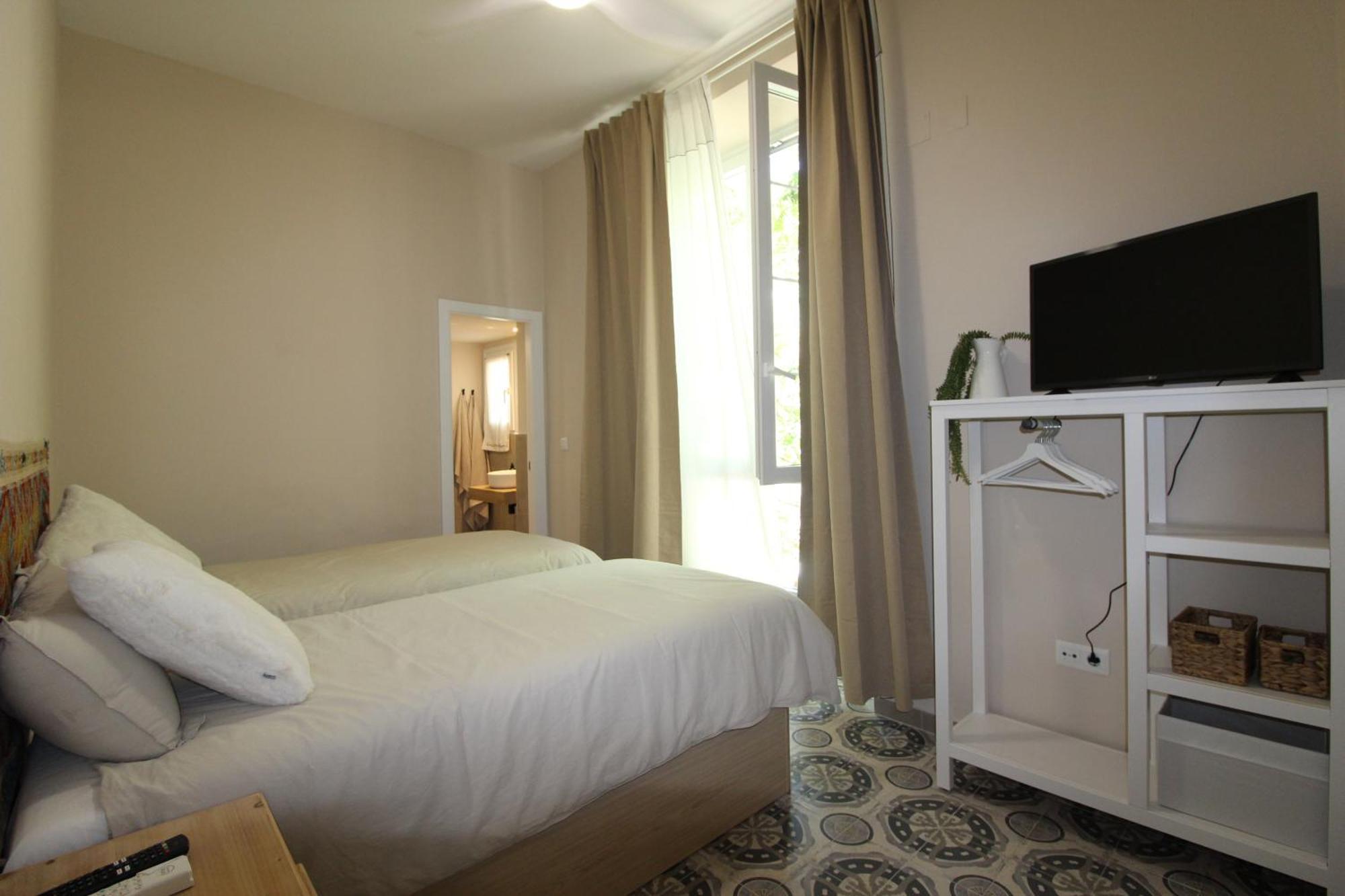 Hostal Las Acacias 马拉加 外观 照片