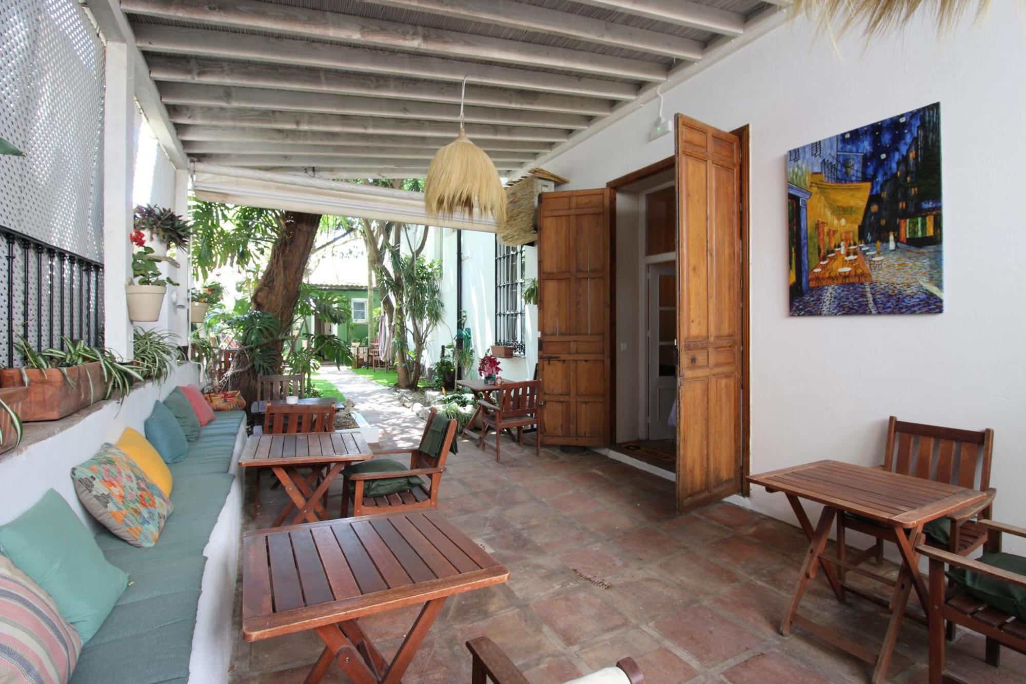 Hostal Las Acacias 马拉加 外观 照片