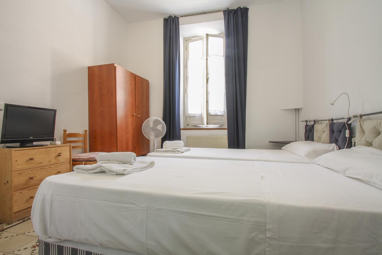 Hostal Las Acacias 马拉加 外观 照片